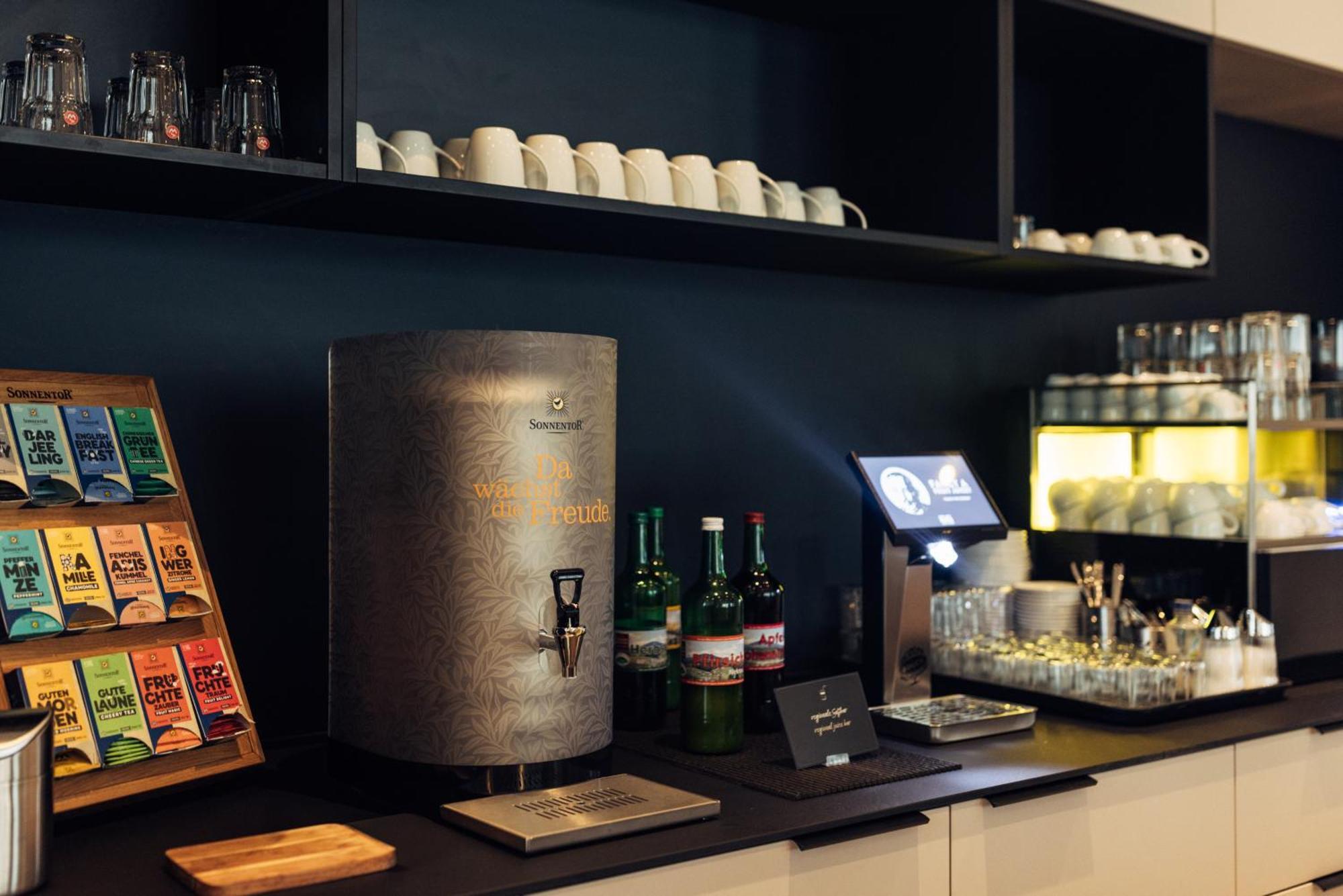 Harry'S Home Graz-Smart City Hotel & Apartments Extérieur photo