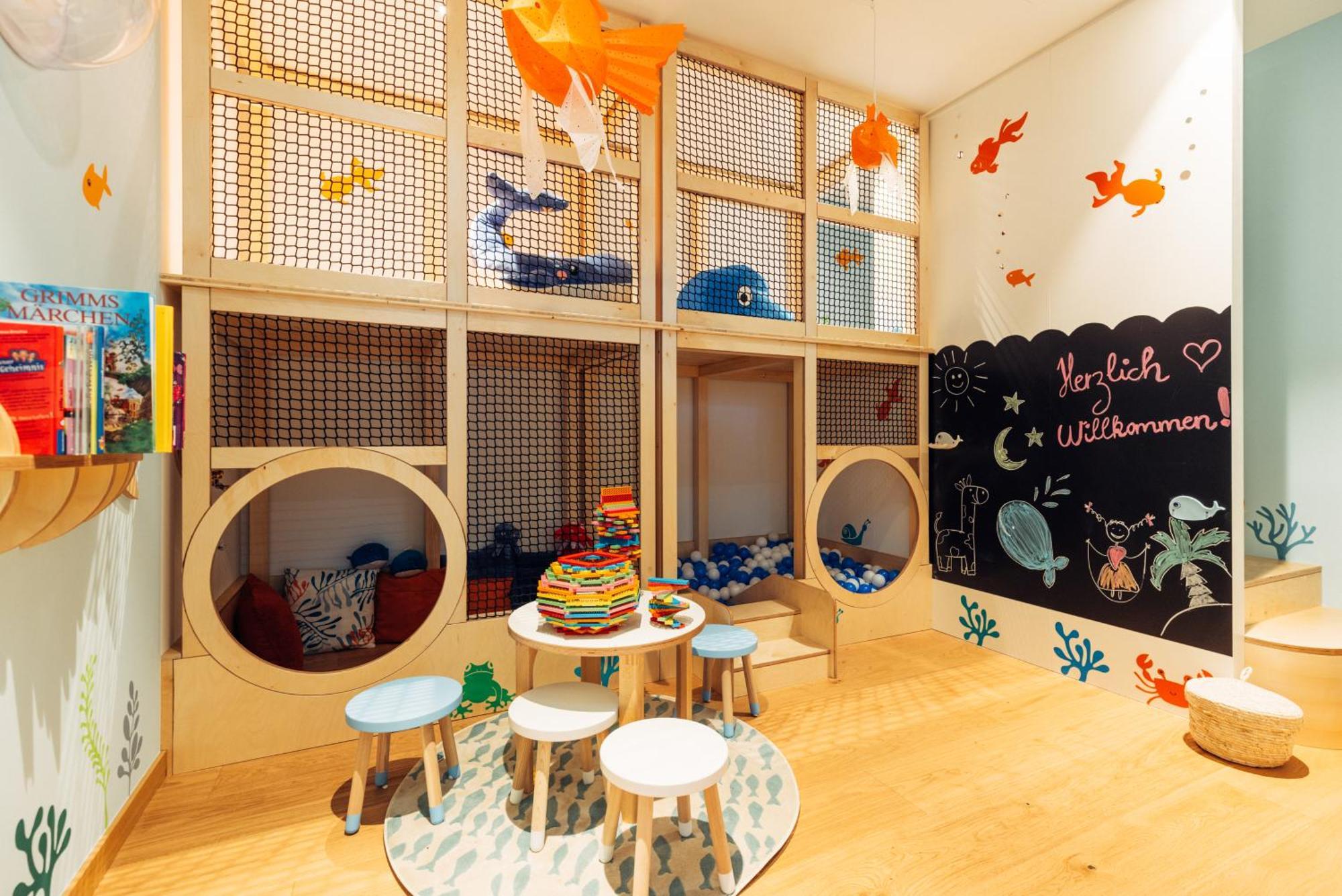 Harry'S Home Graz-Smart City Hotel & Apartments Extérieur photo